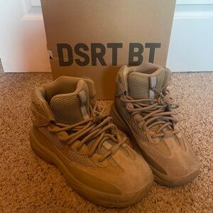 Yeezy Desert Boot ‘Rock’ Size 9